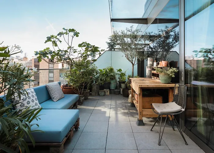 Luxurious Penthouse, Expansive Wrap-Around Terrace